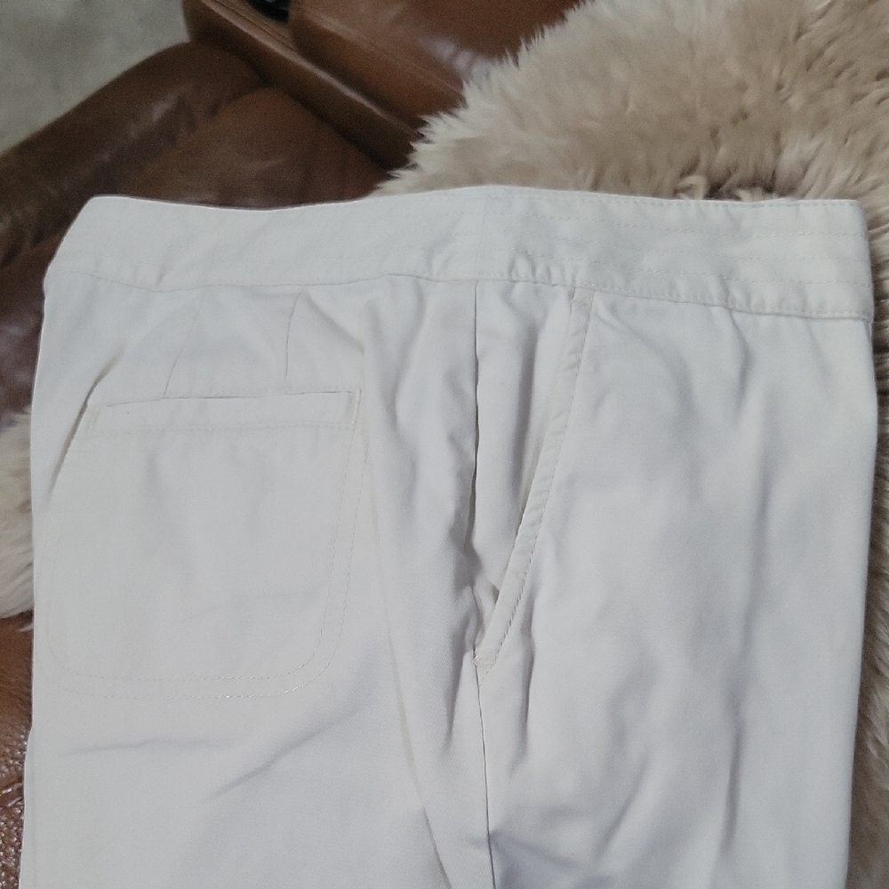 J Jill  Ivory Cotton Capri Pants